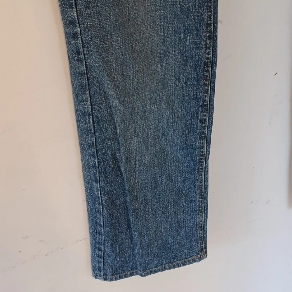 Old Navy Blue Straight Leg Jeans Timeless Style - Picture 4 of 7
